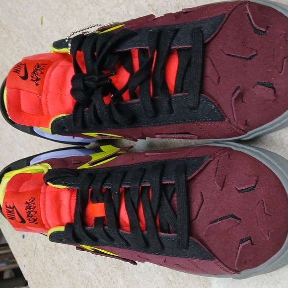 Nike - Picture 8 of 8